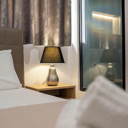 Atlantis & מלון קסאמיל